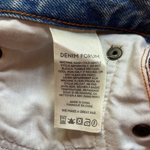 Aritzia Denim Forum The Joni High Rise Loose 32L - Picture 14 of 15